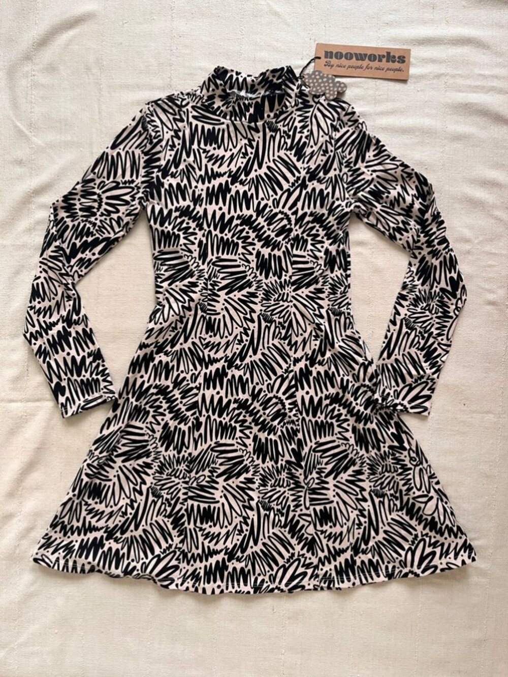 Nooworks Tonya Zig Zag Sz XS Black And Cream Dress NWT